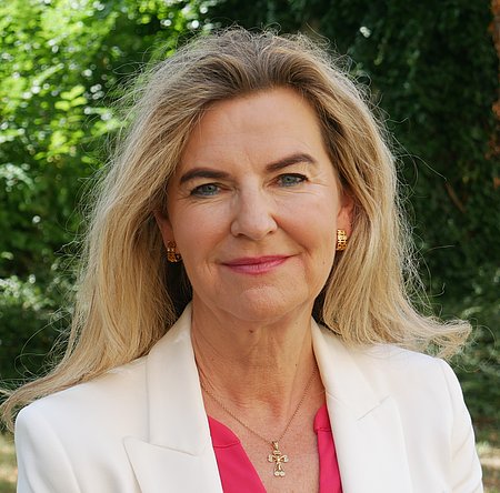 Prof. Dr. Katrin Boeckh Porträt von Prof. Dr. Katrin Boeckh